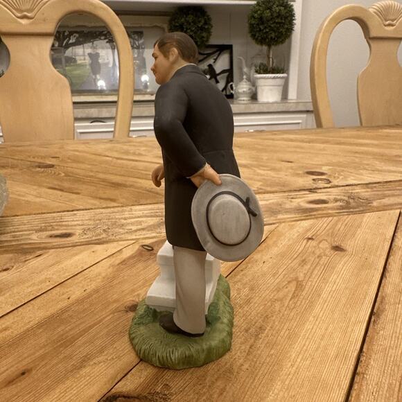 Avon Images Of Hollywood Clark Gable as Rhett Butler‎ in "GONE WITH THE WIND" - Picture 6 of 13